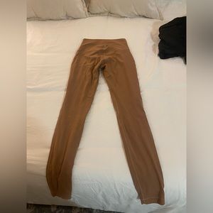 Lululemon Womens size 6 align leggings 28 inch color dusty clay. ONLY WORN ONCE